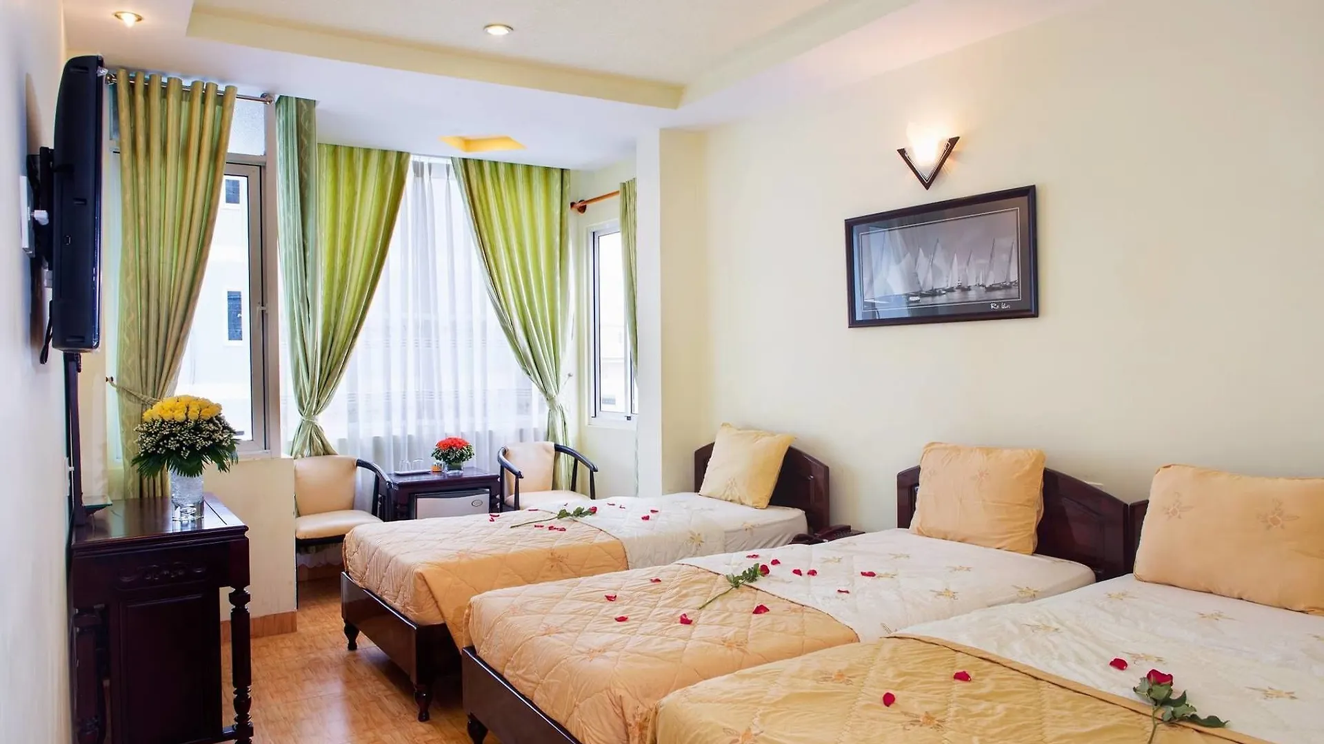 Eden Hotel نها ترانج 2*,  فيتنام